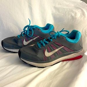 Nike Dart XII size 7 womens